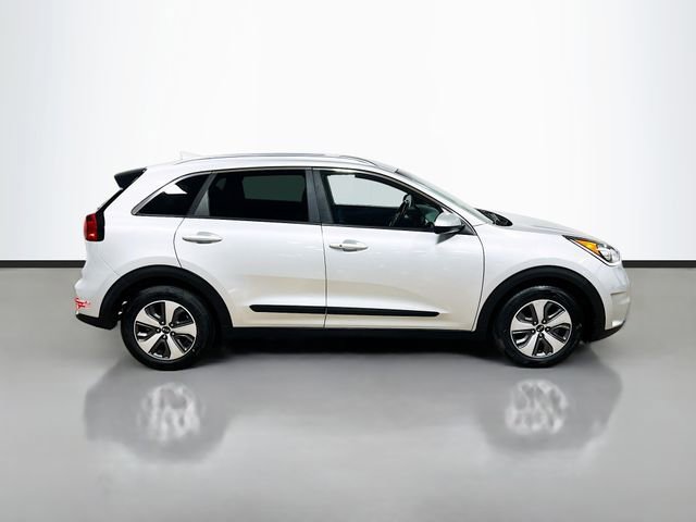 Used 2018 Kia Niro LX image 8
