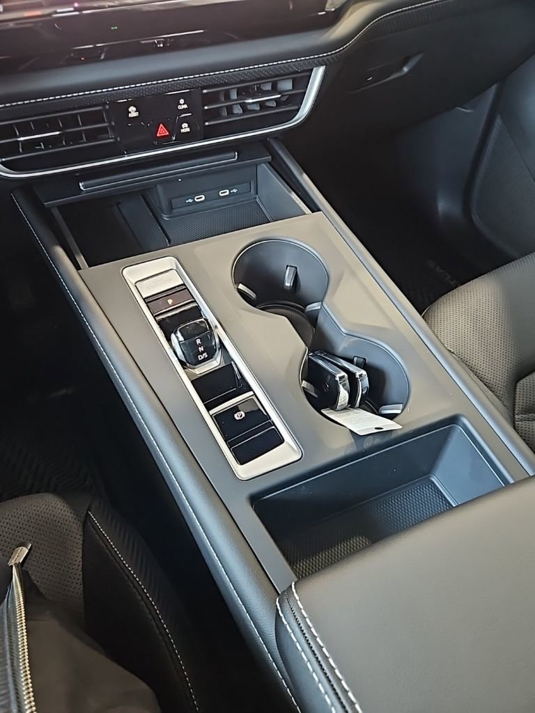 New 2026 Volkswagen Atlas Cross Sport SE image 31