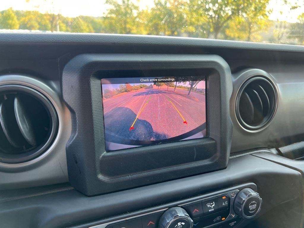 Used 2021 Jeep Wrangler Unlimited Sport image 28