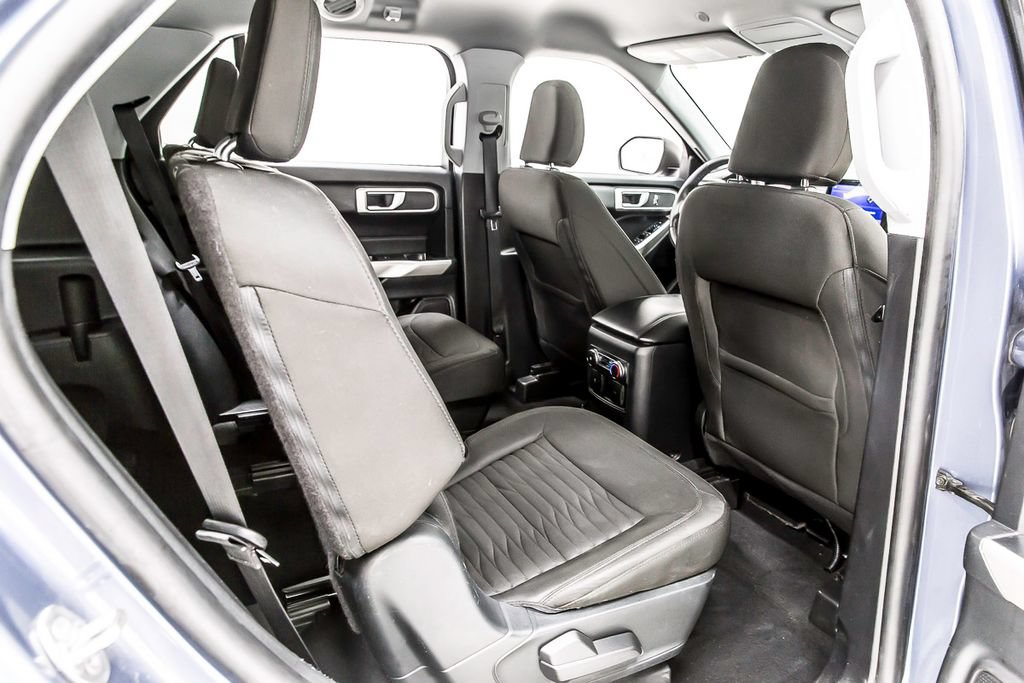 Used 2021 Ford Explorer XLT AWD/4WD image 33
