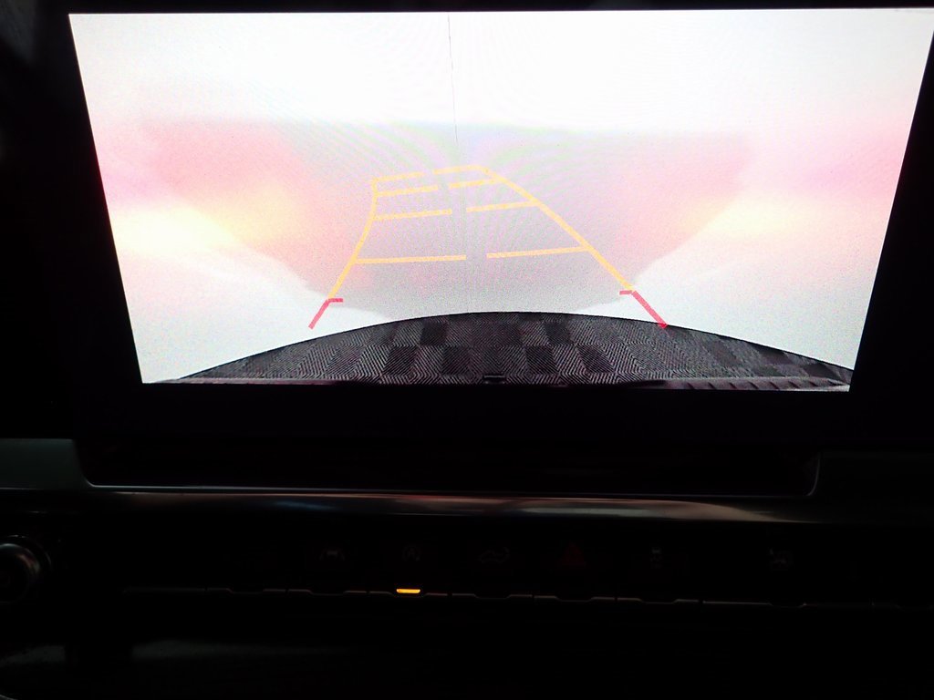 Used 2022 GMC Sierra 1500 Elevation image 4