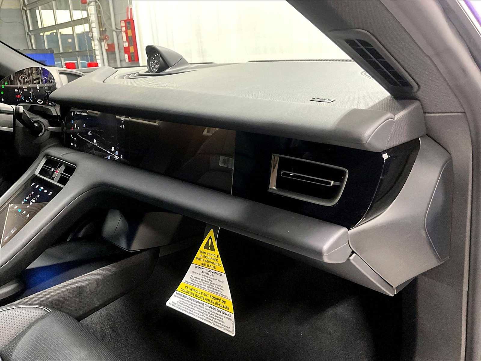 New 2026 Porsche Taycan 4S image 27