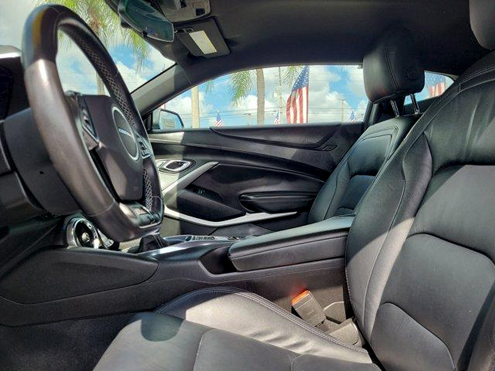 Used 2017 Chevrolet Camaro LS RWD image 15