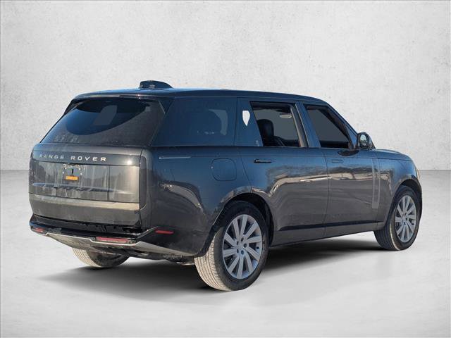 Used 2024 Land Rover Range Rover Long Wheelbase SE image 5