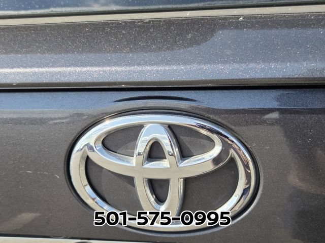 Used 2021 Toyota RAV4 XLE FWD image 11
