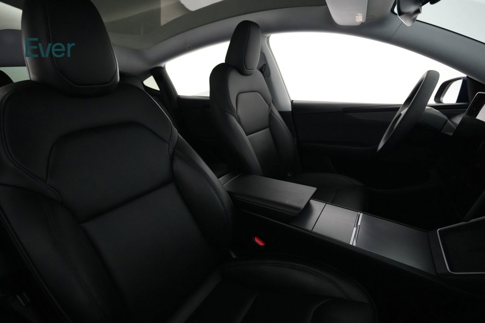 Used 2026 Tesla Model Y 2WD image 4