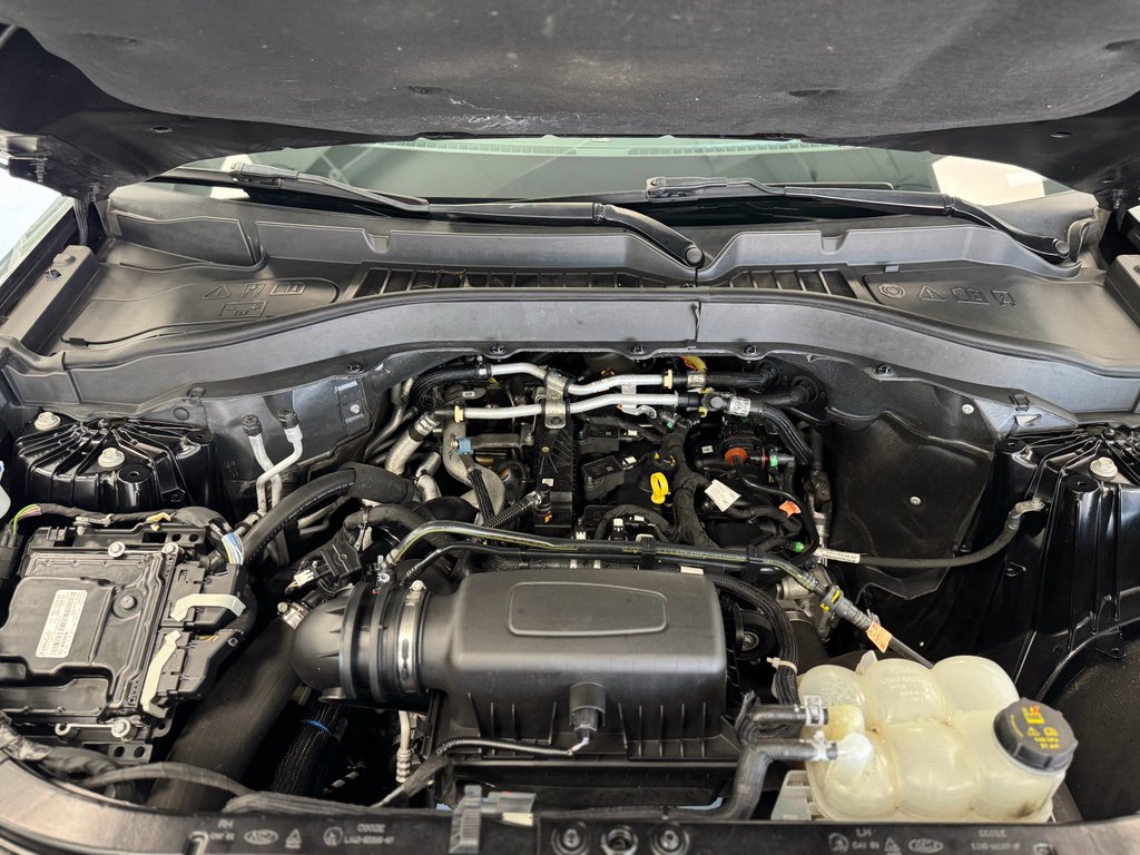 Used 2021 Ford Explorer XLT w/ Equipment Group 202A image 39