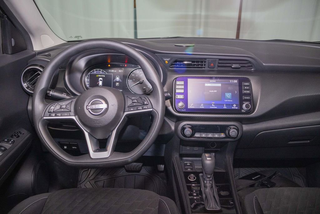 Used 2022 Nissan Kicks SV FWD image 17