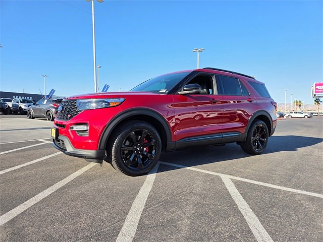 Certified 2024 Ford Explorer ST w/ Equipment Group 401A image 3