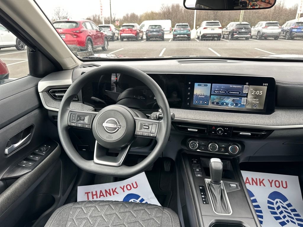 Used 2025 Nissan Kicks SV image 17