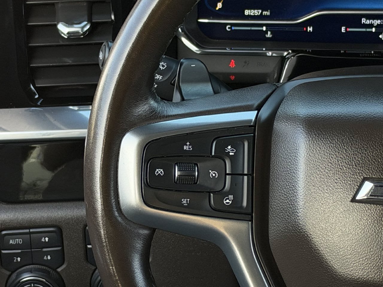 Used 2023 Chevrolet Silverado 1500 RST w/ Z71 Off-Road Package AWD/4WD image 14