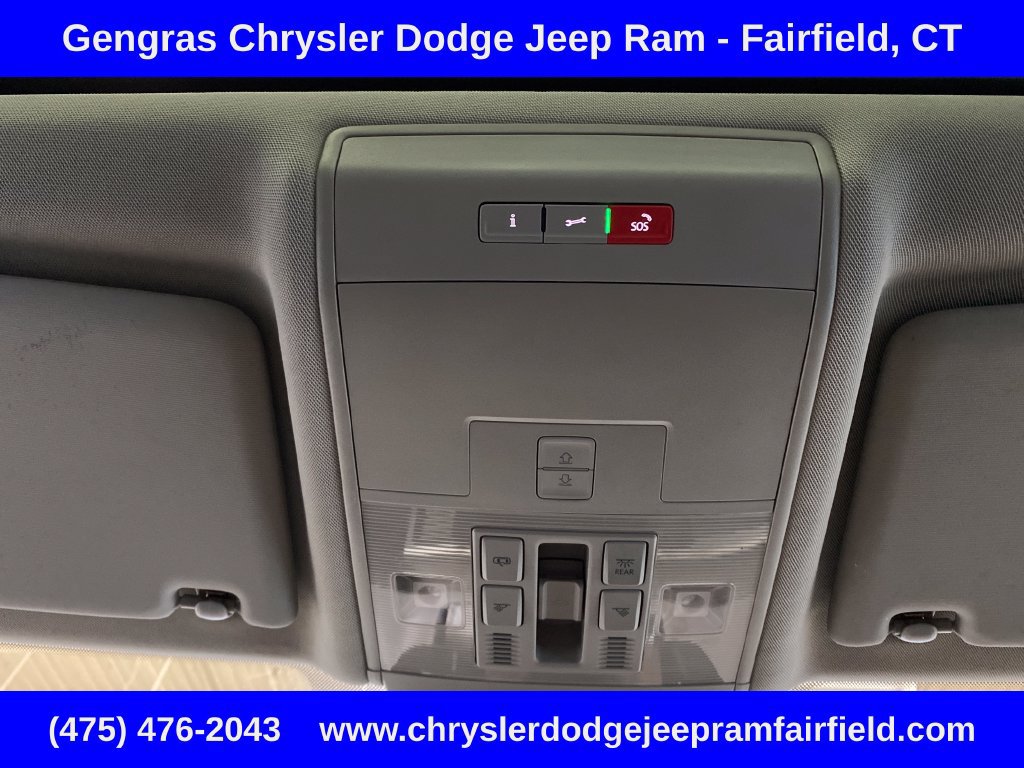 Used 2023 Volkswagen Atlas SEL Premium AWD/4WD image 23