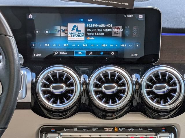 Used 2021 Mercedes-Benz GLB 250 4MATIC image 21