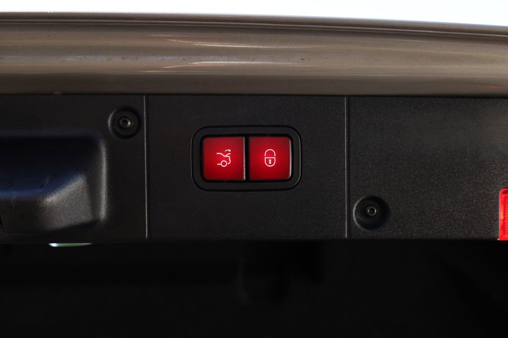 Used 2008 Mercedes-Benz S 550 image 30