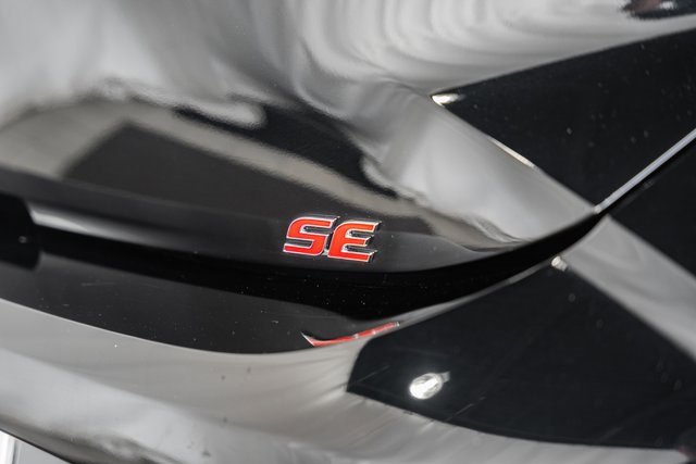 Used 2024 Toyota Corolla SE image 7