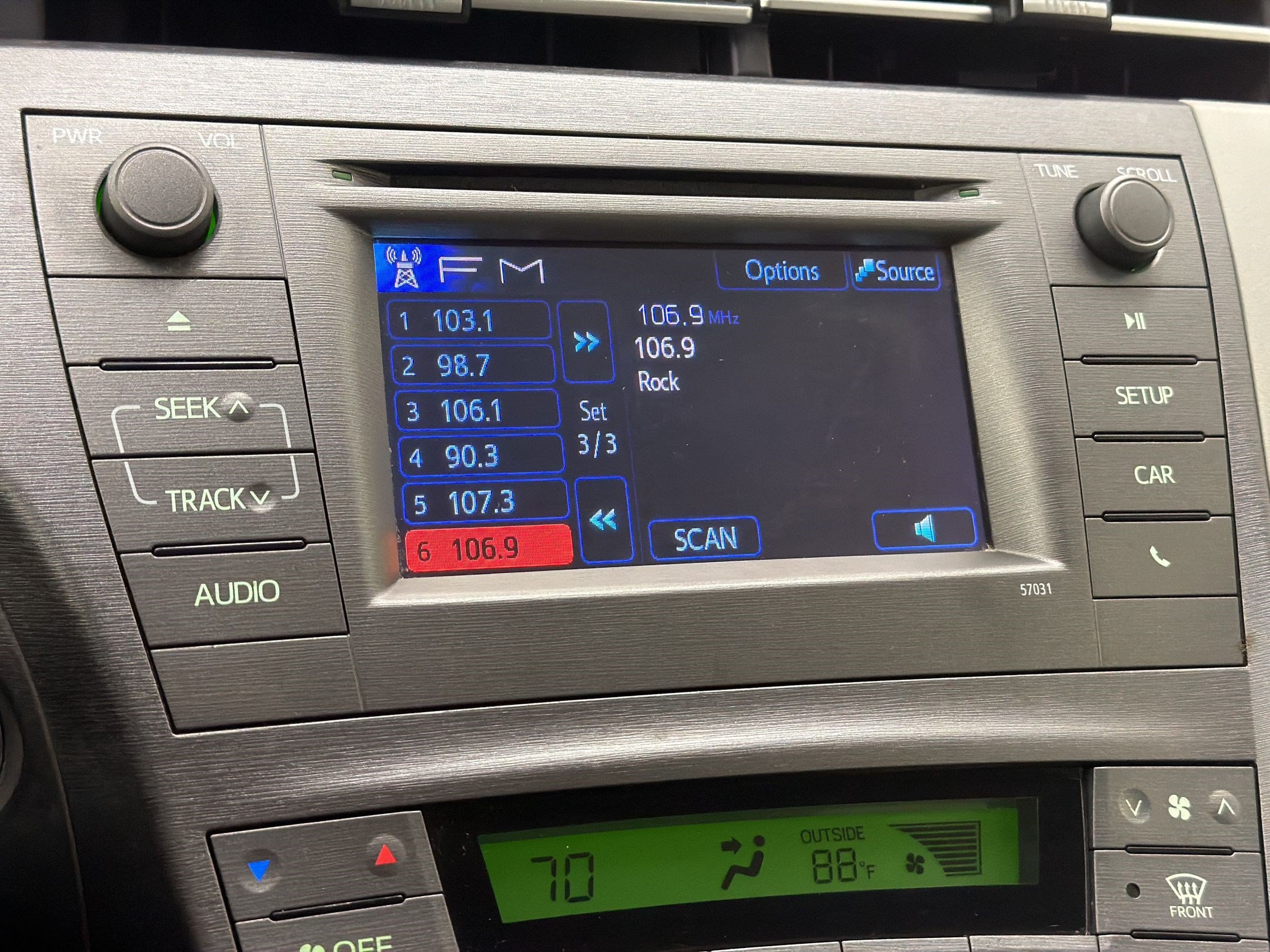 Used 2014 Toyota Prius Two FWD image 18