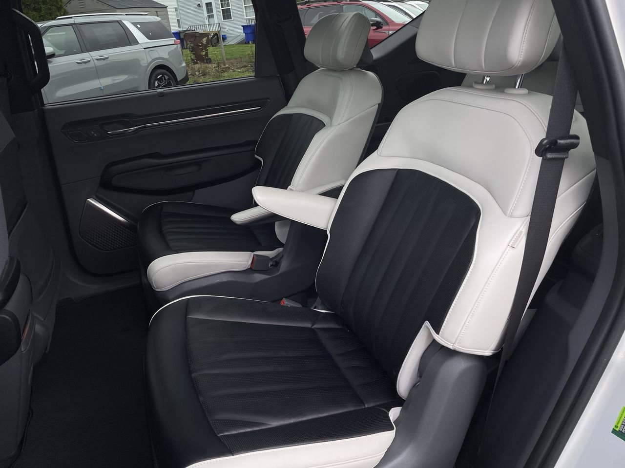 Certified 2024 Kia EV9 GT-Line AWD/4WD image 22