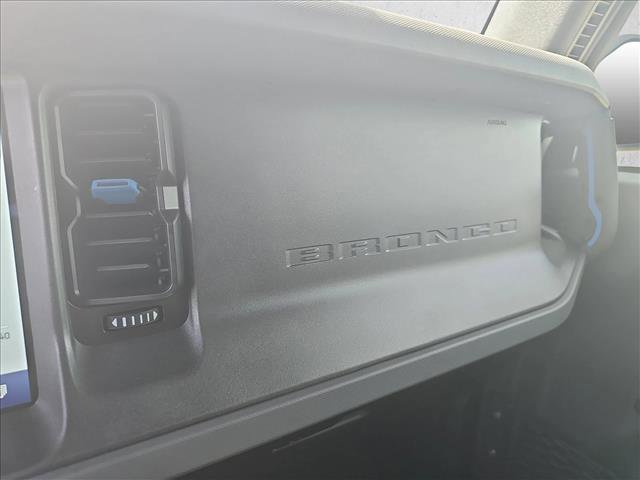 Certified 2024 Ford Bronco Black Diamond image 23