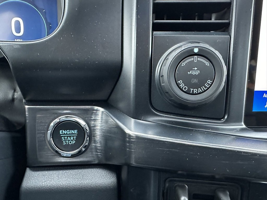 New 2026 Ford F350 Lariat w/ Black Appearance Package image 25