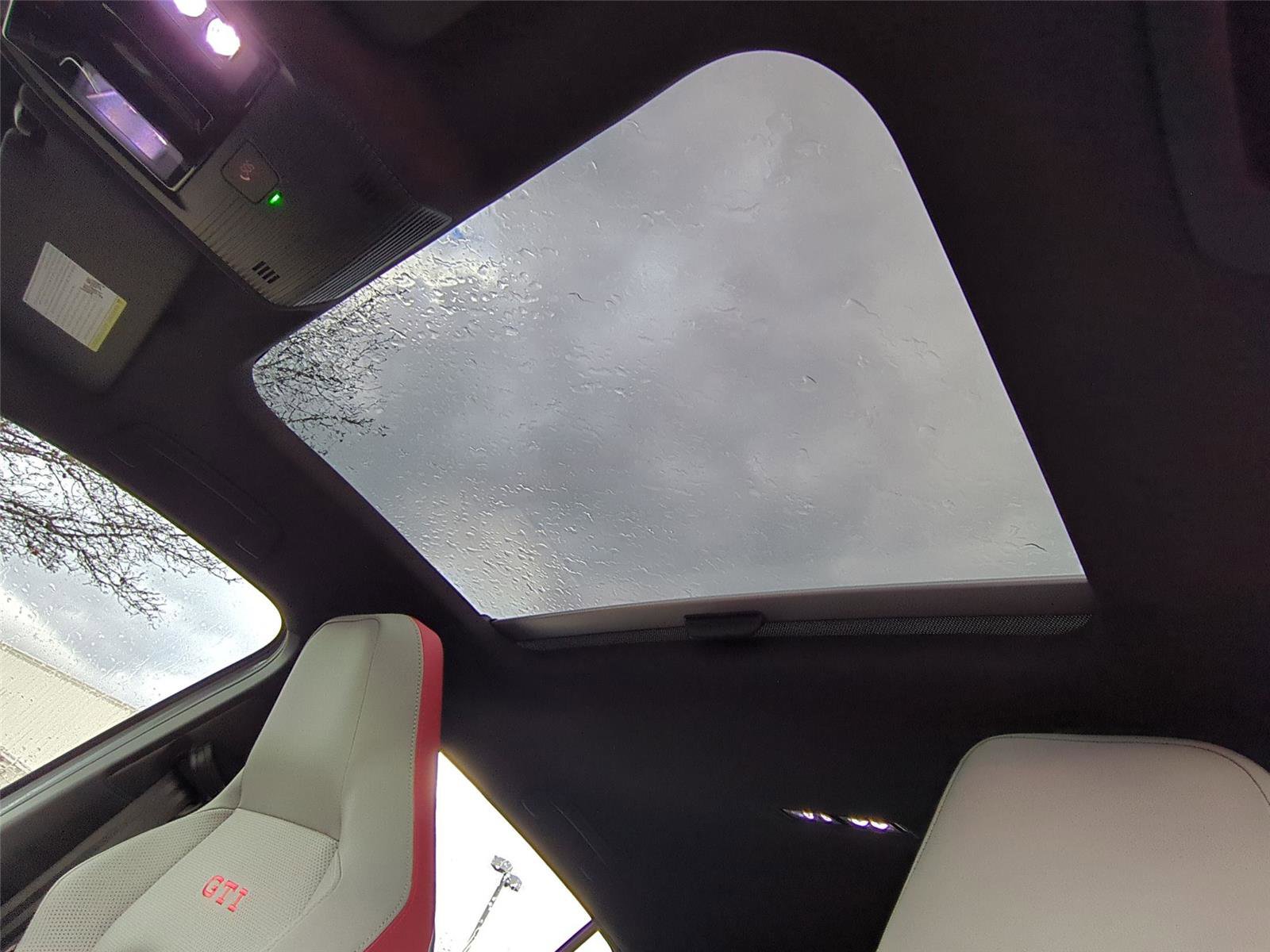 New 2026 Volkswagen GTI SE image 10