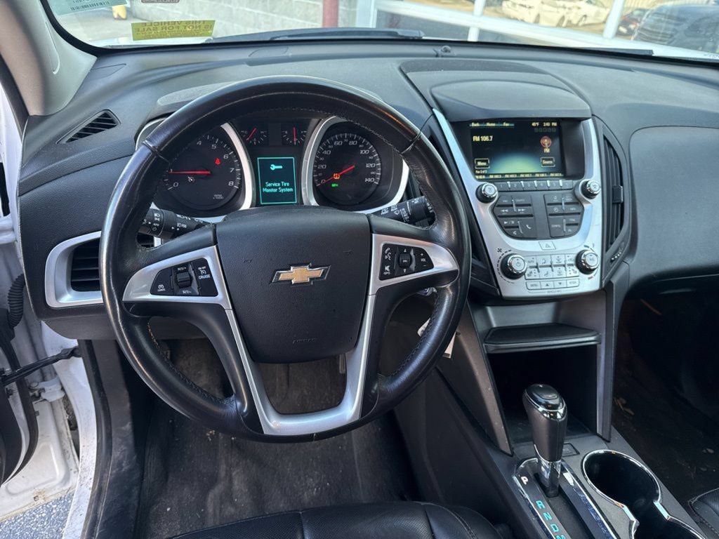 Used 2017 Chevrolet Equinox Premier w/ Enhanced Convenience Package AWD/4WD image 14