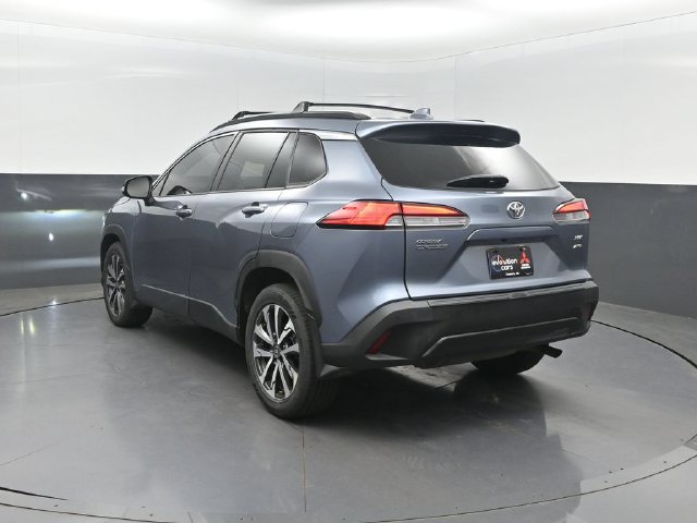 Used 2024 Toyota Corolla Cross XLE w/ Convenience Package AWD/4WD image 28