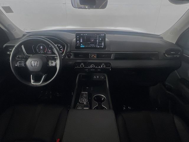 Used 2025 Honda Pilot Touring image 28