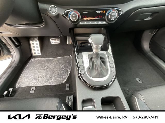 Certified 2024 Kia Forte GT-Line FWD image 13