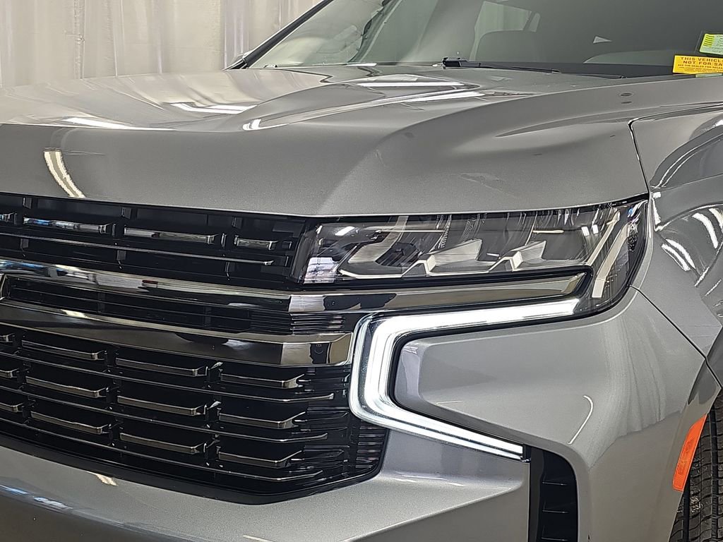 Used 2022 Chevrolet Tahoe RST w/ Luxury Package AWD/4WD image 39