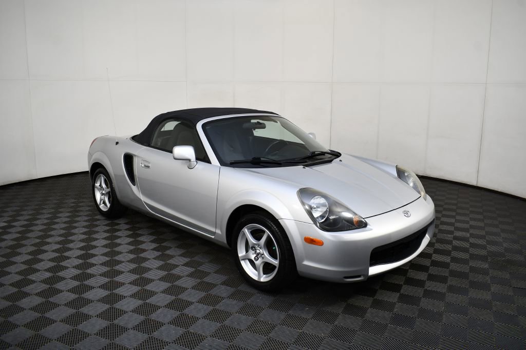 Used 2000 Toyota MR2 image 4