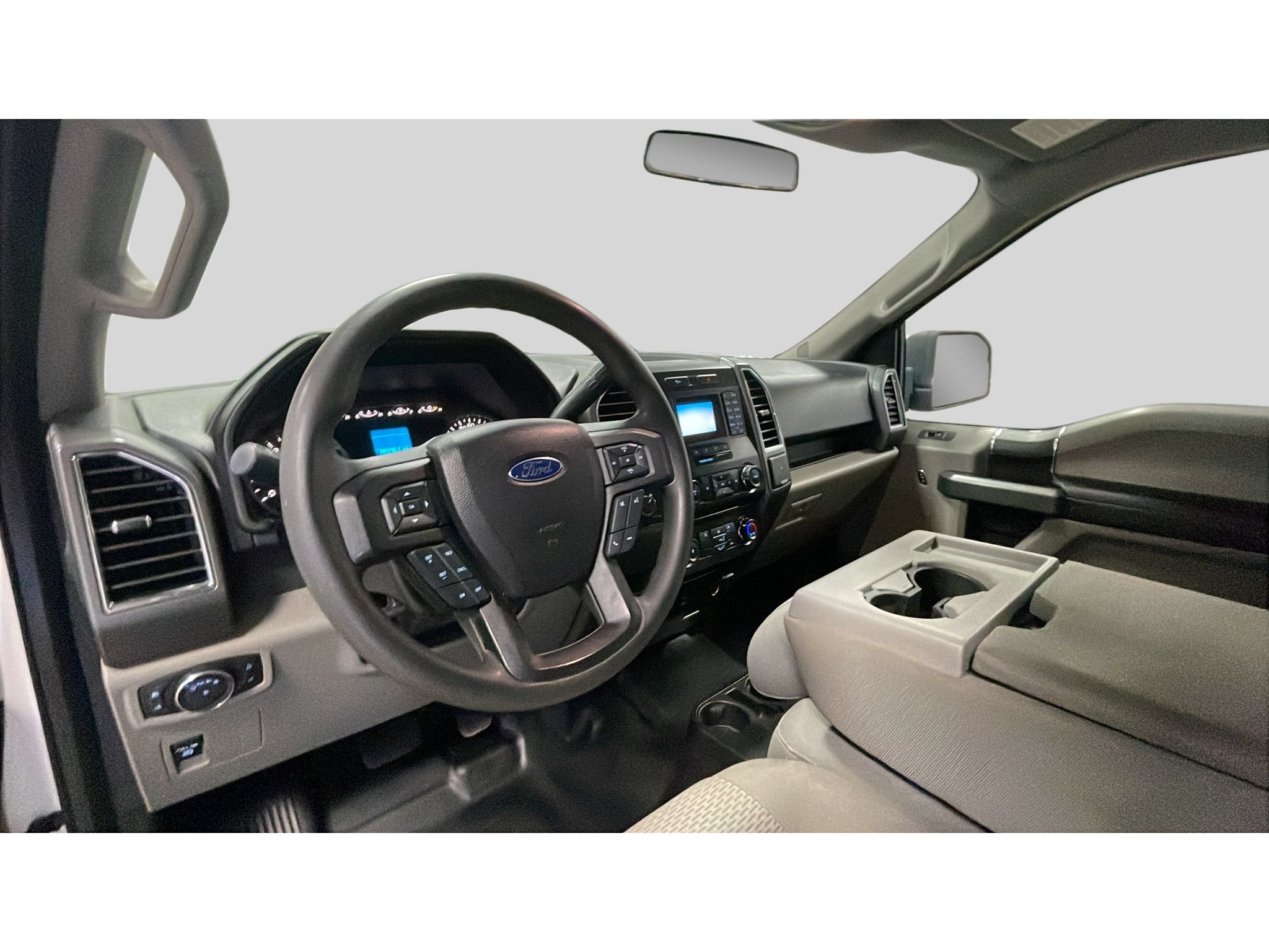 Used 2016 Ford F150 XLT AWD/4WD image 10