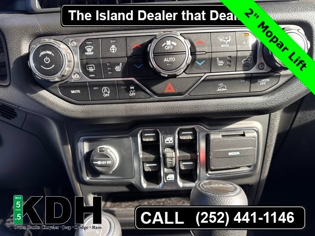 New 2025 Jeep Gladiator Sport AWD/4WD image 25