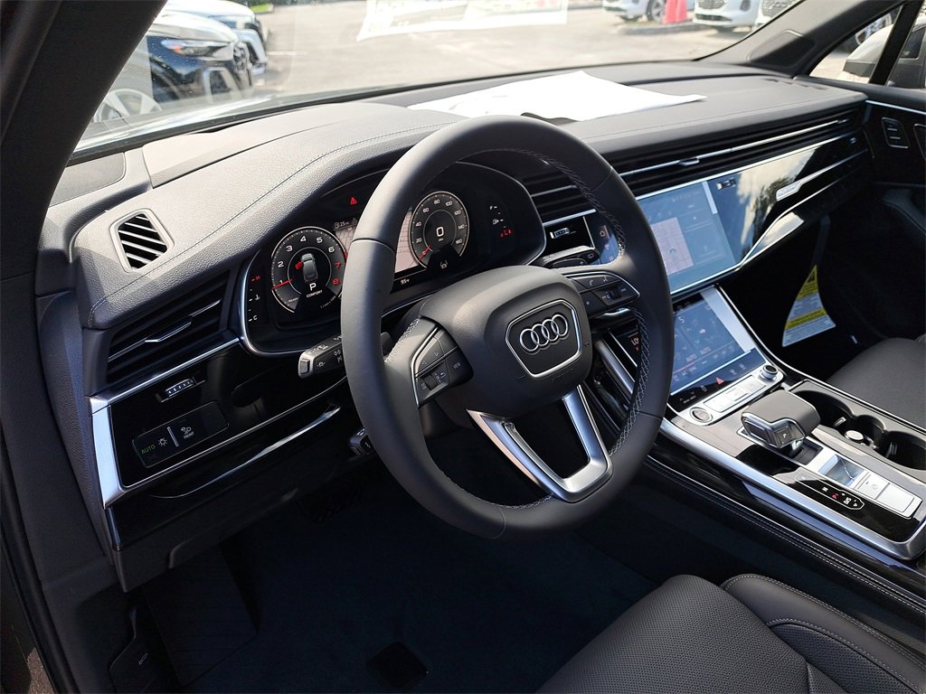 New 2026 Audi Q7 3.0T Prestige image 7