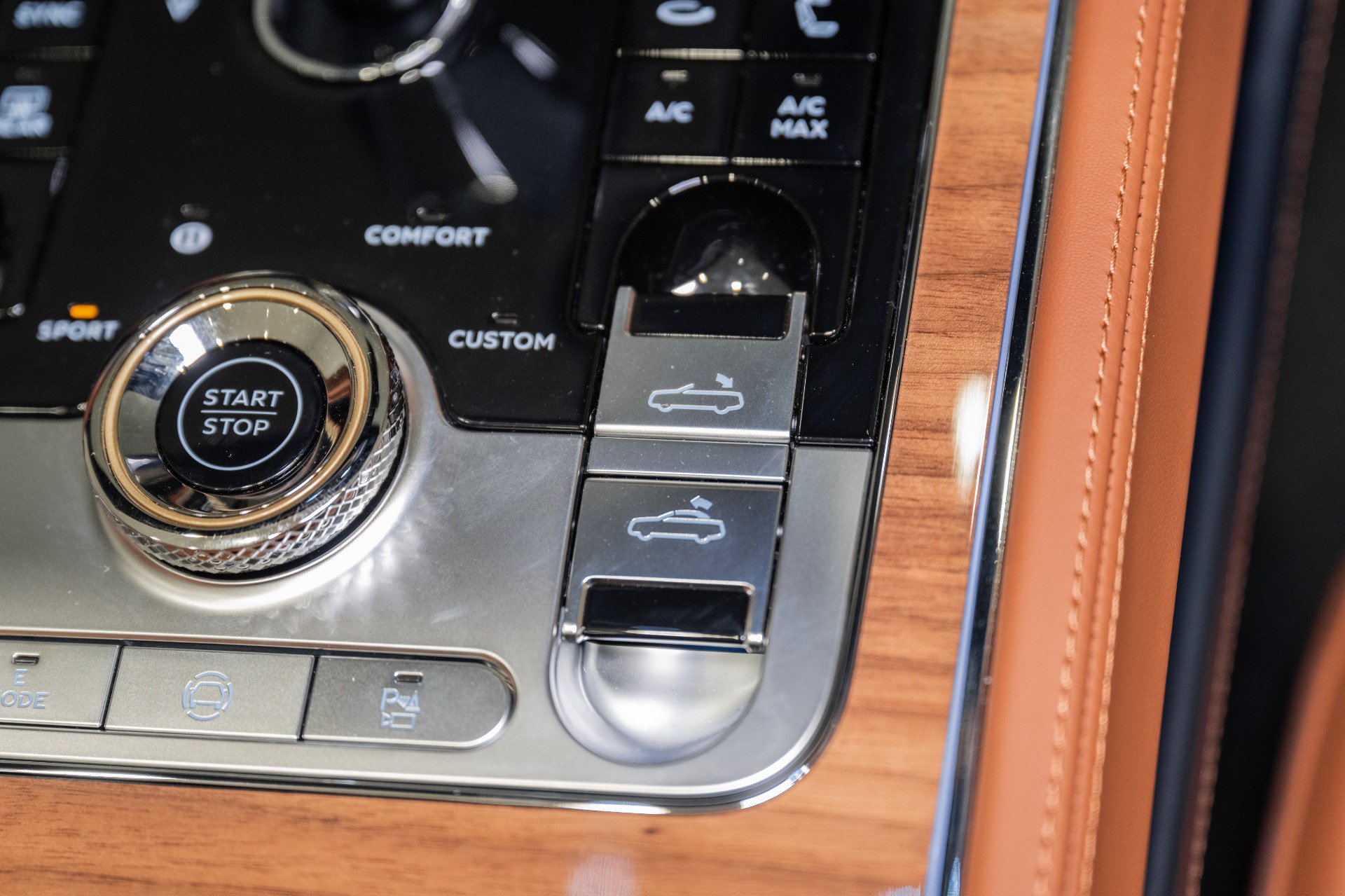 New 2026 Bentley Continental GTC AWD/4WD image 43