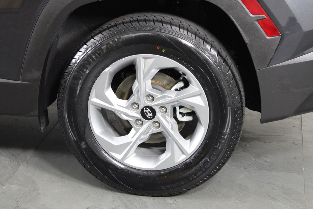 Used 2022 Hyundai Tucson SEL w/ Cargo Package AWD/4WD image 15