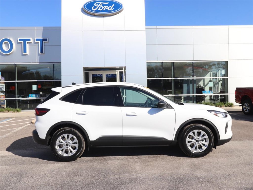 New 2026 Ford Escape Active image 6