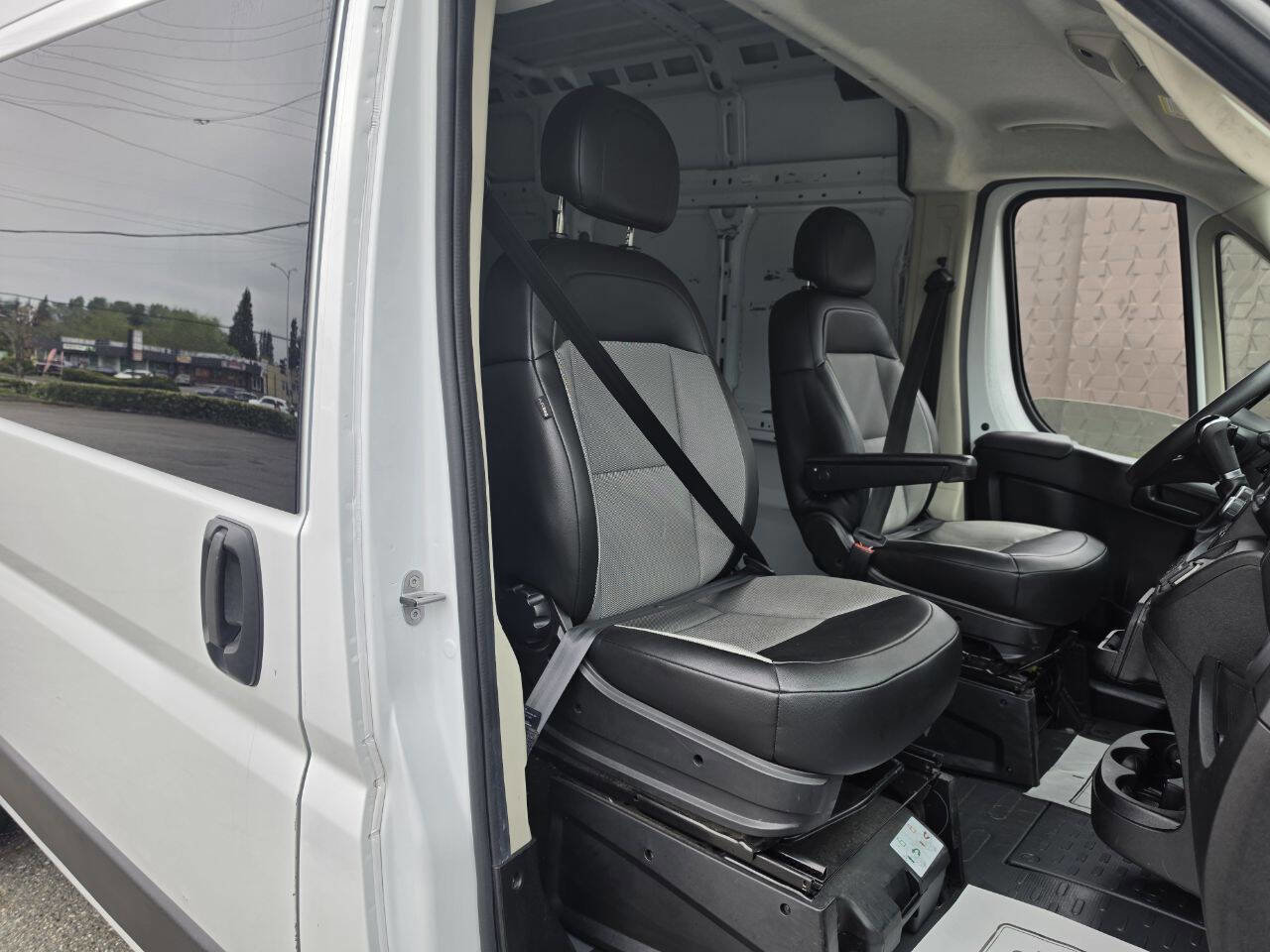 Used 2022 RAM ProMaster 3500 w/ Interior LED Lighting Group FWD image 29
