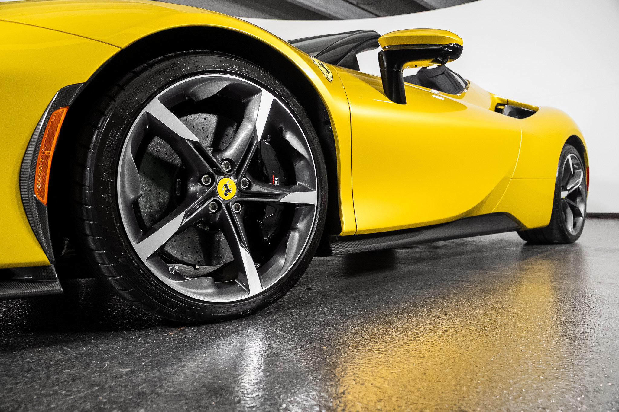 Used 2024 Ferrari SF90 Spider AWD/4WD image 18