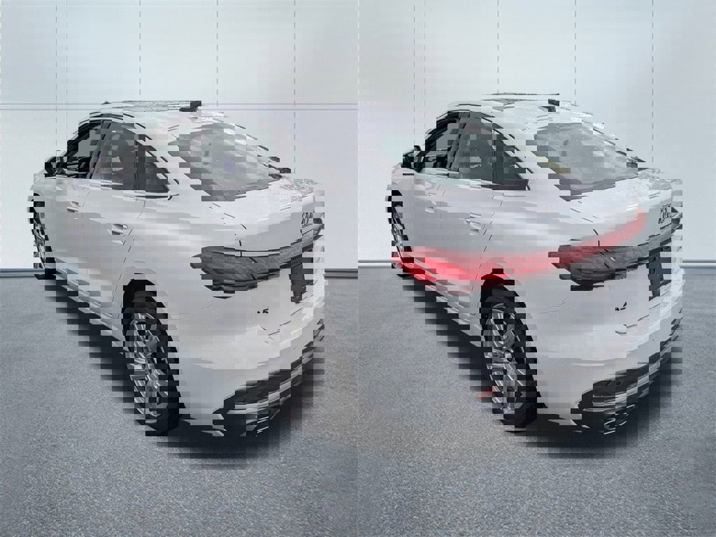 New 2025 Audi A5 2.0T Premium image 5