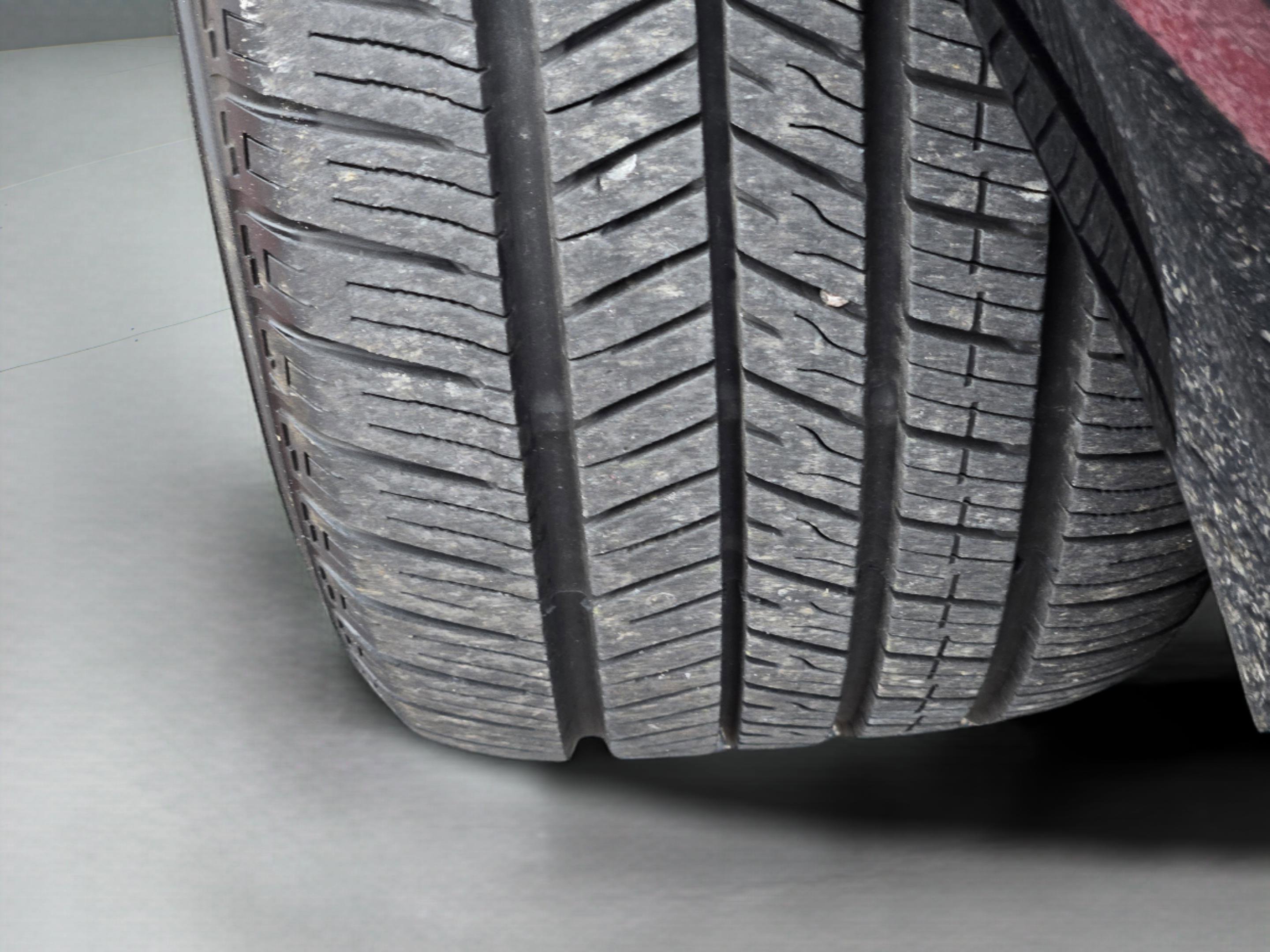 Used 2013 INFINITI G37 Sport w/ Premium Pkg image 40