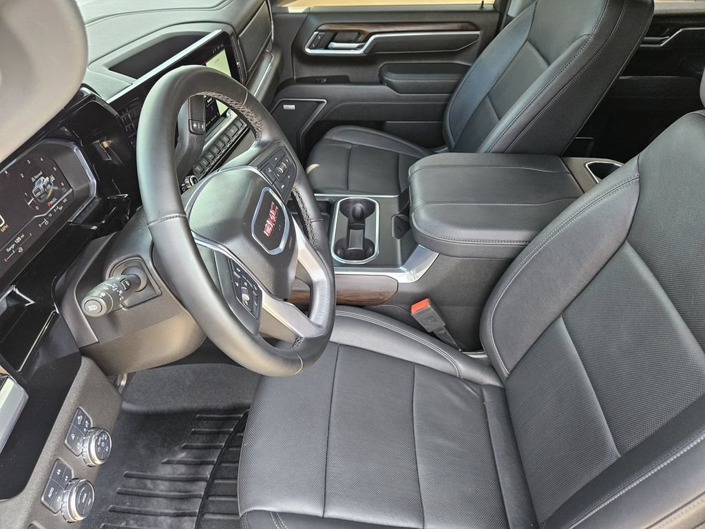 Used 2025 GMC Sierra 3500 SLT w/ SLT Premium Package AWD/4WD image 19
