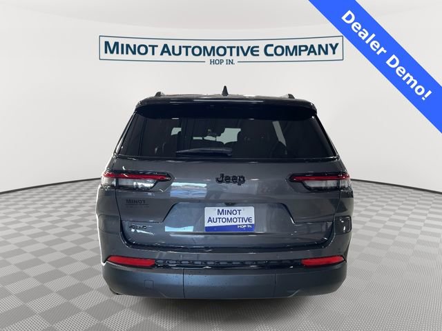 New 2025 Jeep Grand Cherokee L Altitude image 7