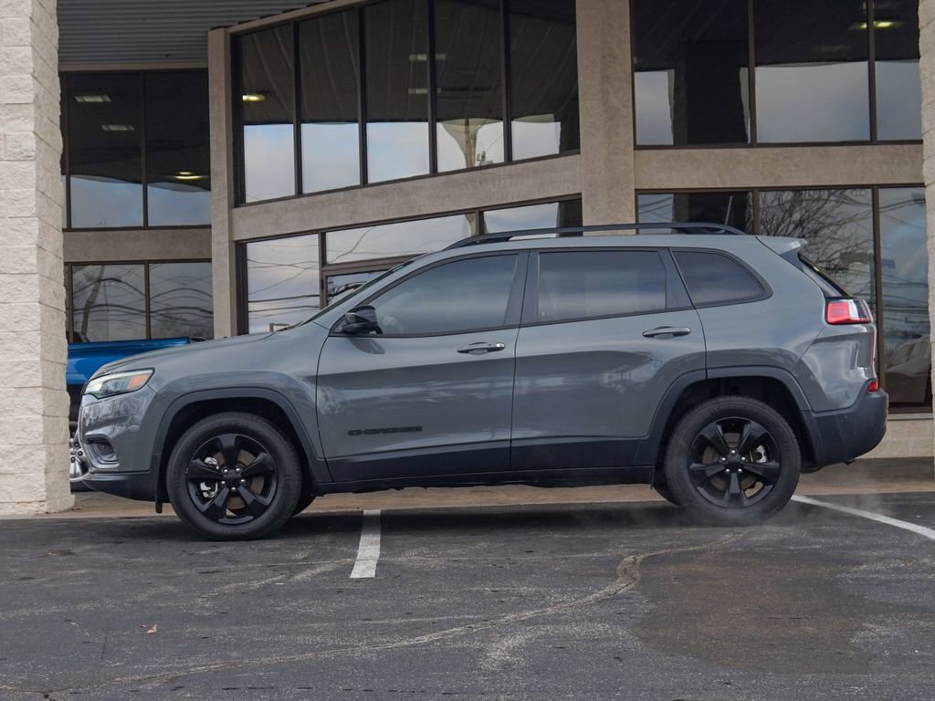 Used 2023 Jeep Cherokee Altitude Lux w/ Lux Elite Package image 5