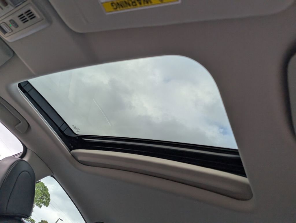 Used 2022 Honda Insight Touring image 24