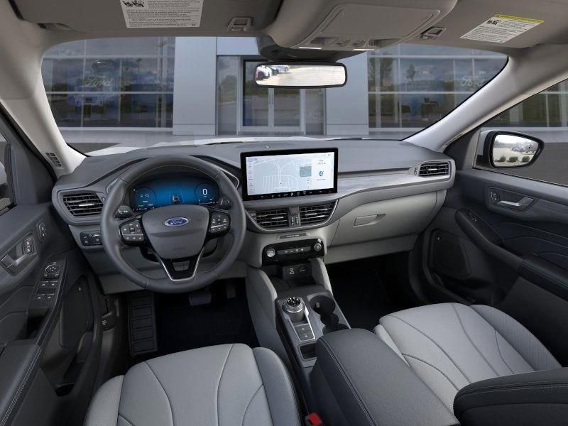 New 2025 Ford Escape SE w/ PHEV Premium Package FWD image 9