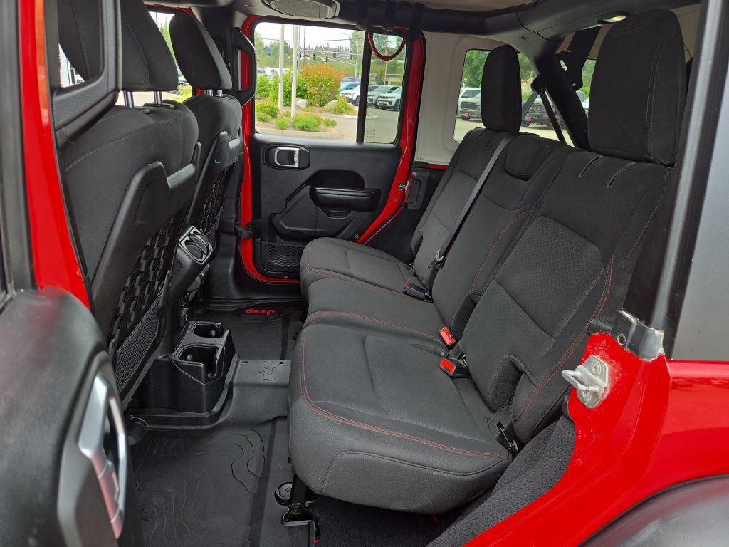 Used 2019 Jeep Wrangler Unlimited Rubicon AWD/4WD image 14