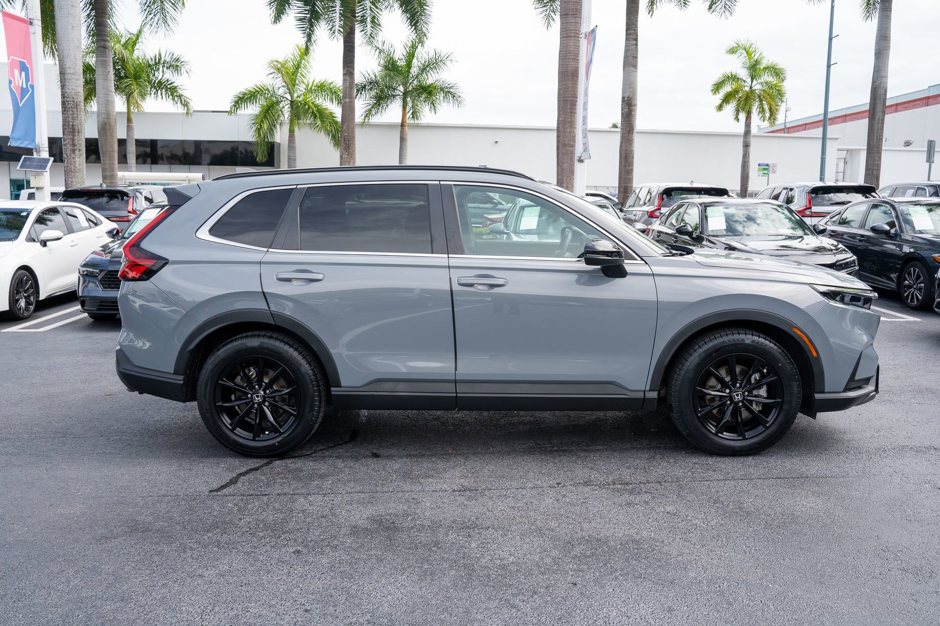 Certified 2023 Honda CR-V Sport image 4