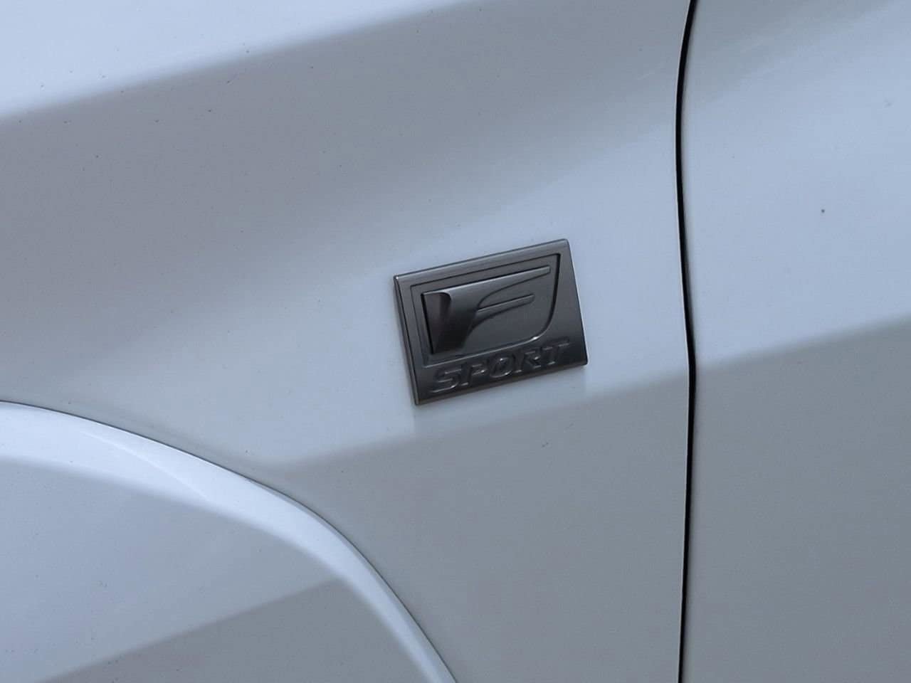 Used 2023 Lexus UX 250h F Sport AWD/4WD image 7