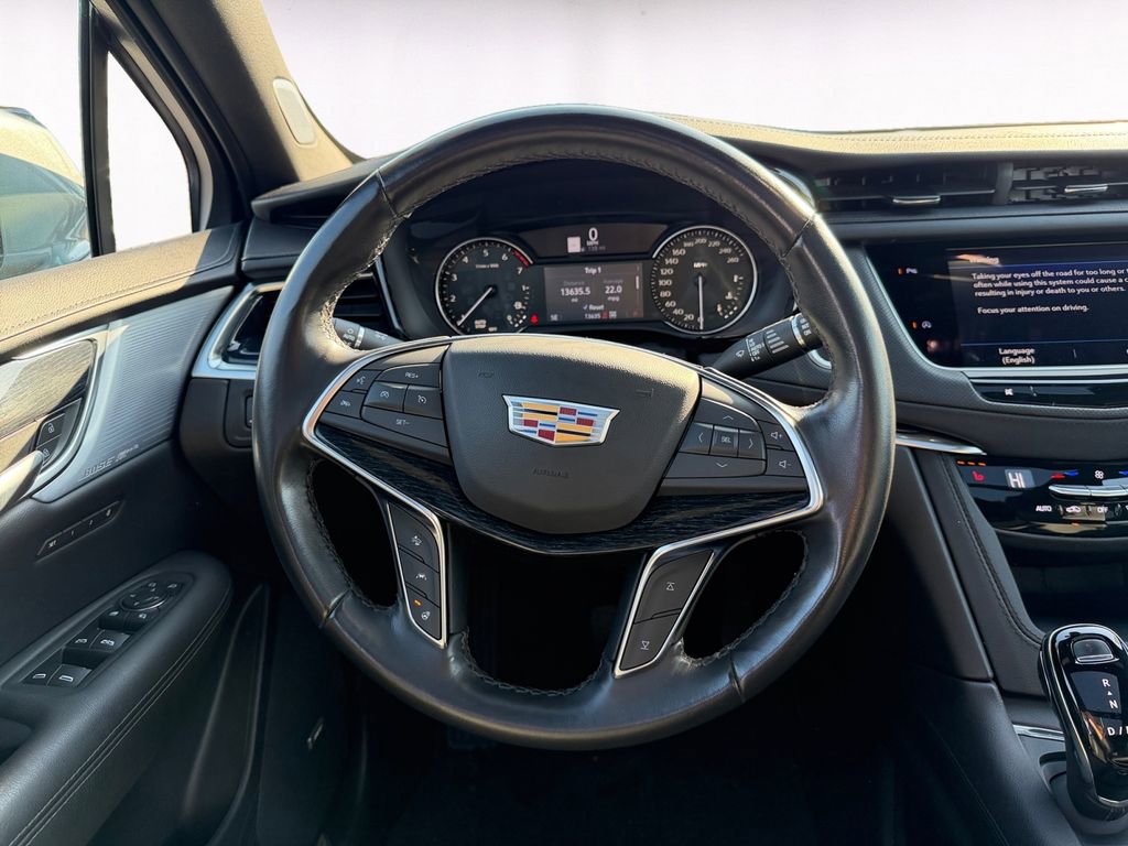 Used 2024 Cadillac XT5 Premium Luxury image 12