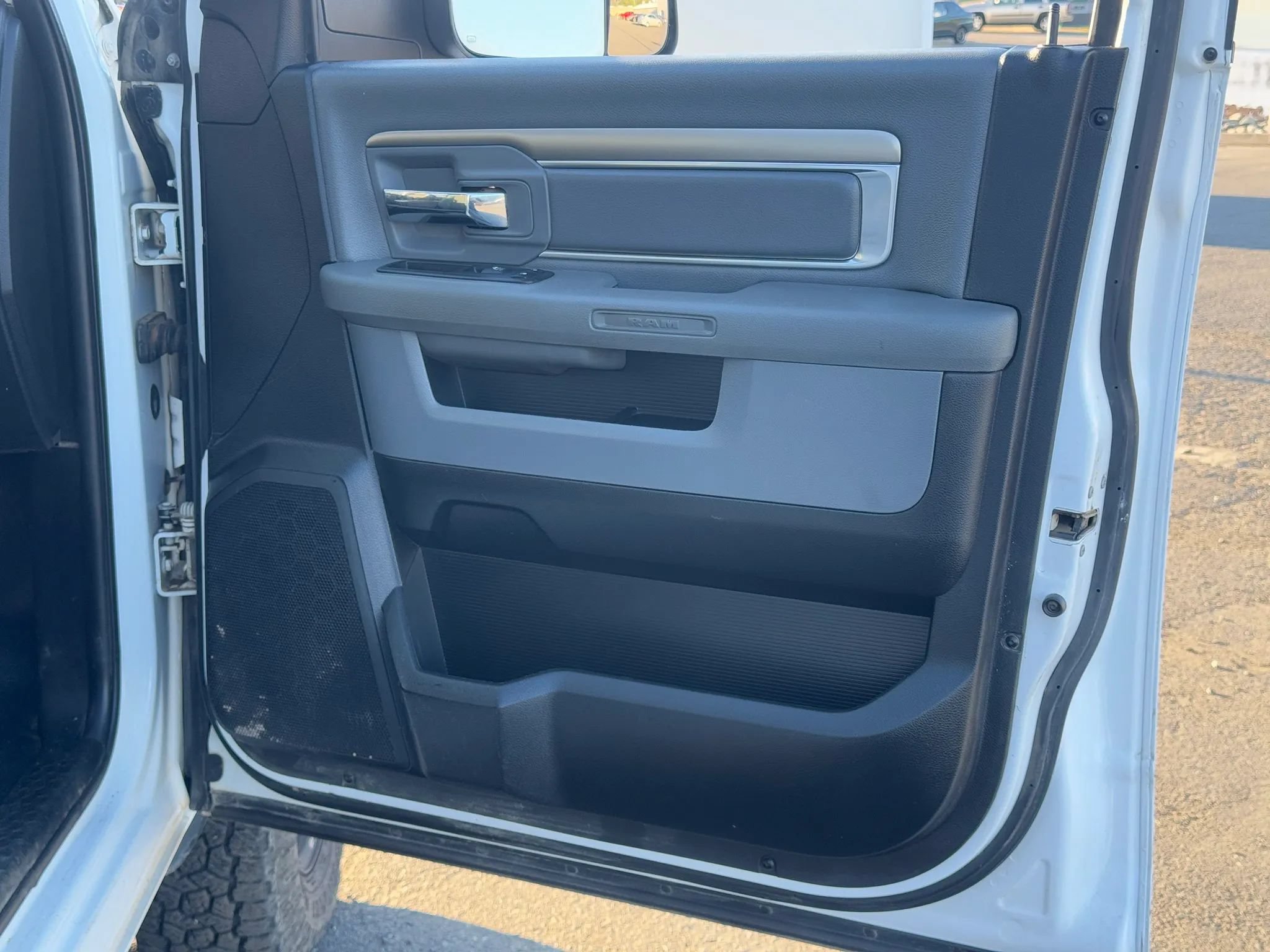 Used 2018 RAM 3500 SLT w/ Quick Order Package 2EG SLT AWD/4WD image 19